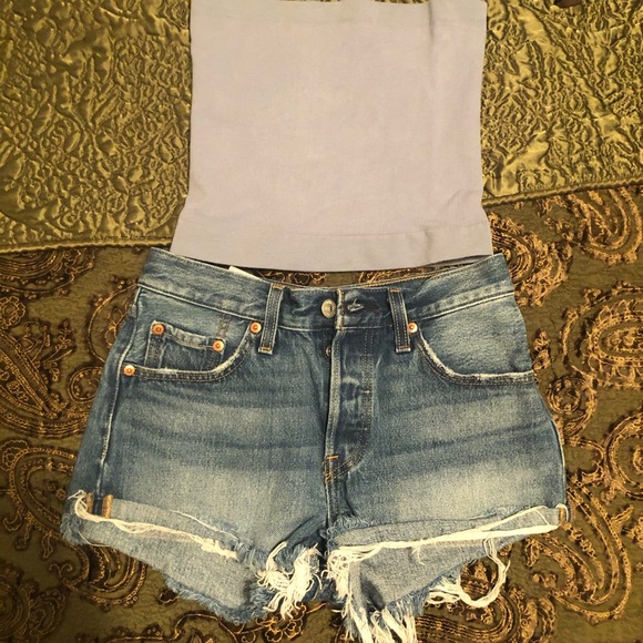 Shorts - Picture 2 of 4